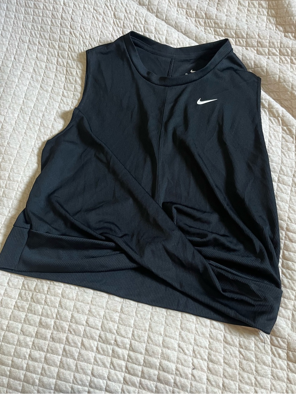 Nike Dri-Fit Cropped Twist Logo Training Tank - Picture 3 of 7